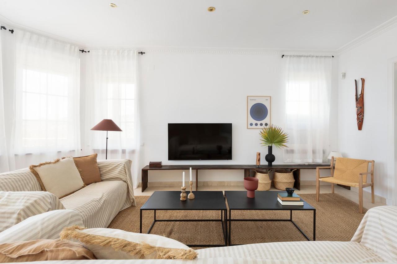 Luxury Seaview Villa By Olala Homes Teia Esterno foto