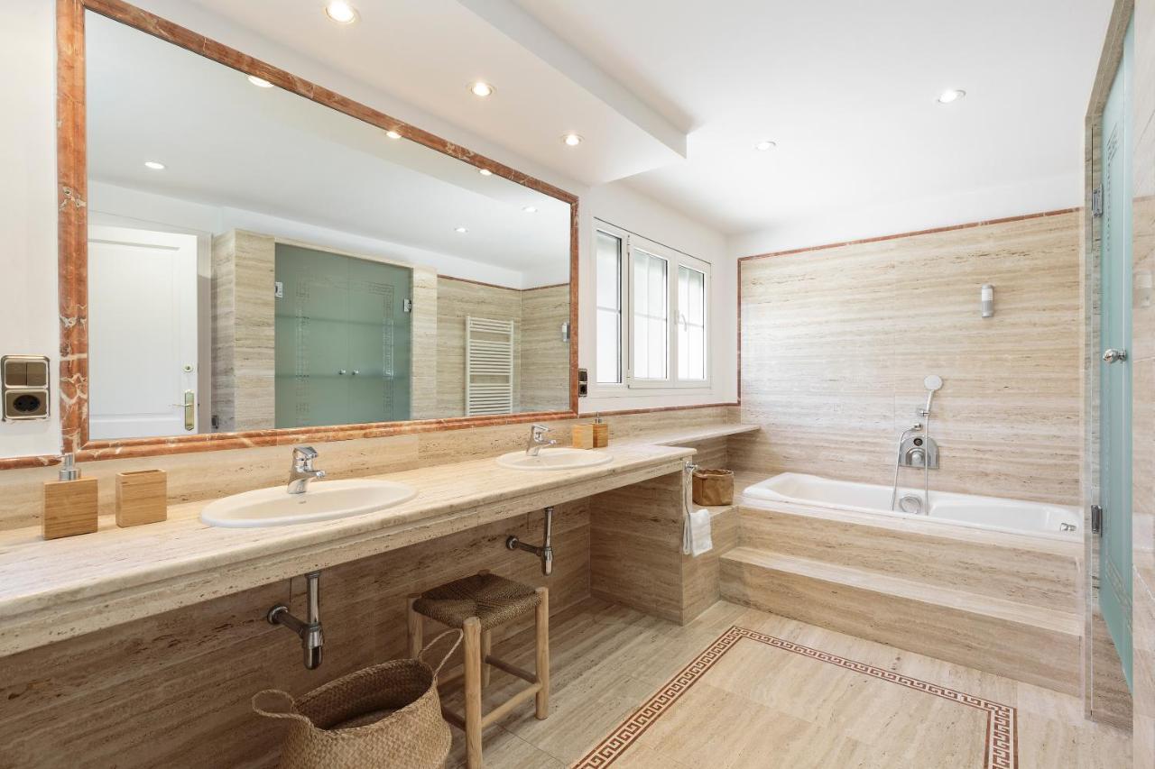 Luxury Seaview Villa By Olala Homes Teia Esterno foto